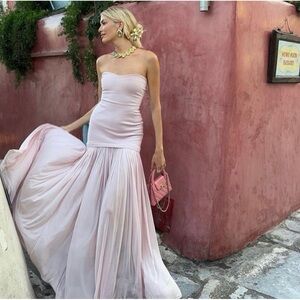 Hespa Elegant Strapless Pink Evening Gown
